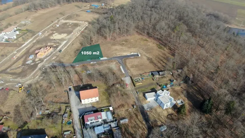 Prodej pozemku pro bydlení, Hluboká nad Vltavou, Lesní, 1050 m2