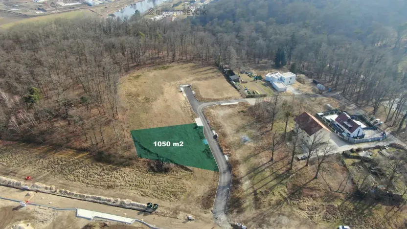Prodej pozemku pro bydlení, Hluboká nad Vltavou, Lesní, 1050 m2