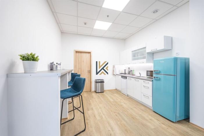 Pronájem kanceláře, Praha - Zličín, Na Radosti, 1030 m2