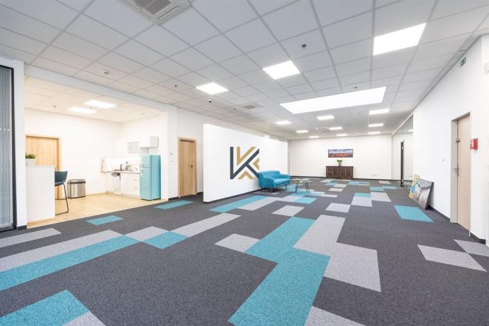 Pronájem kanceláře, Praha - Zličín, Na Radosti, 1030 m2