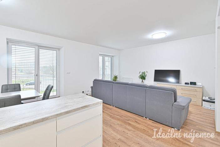 Pronájem bytu 2+kk, Slavkov u Brna, Slovanská, 81 m2