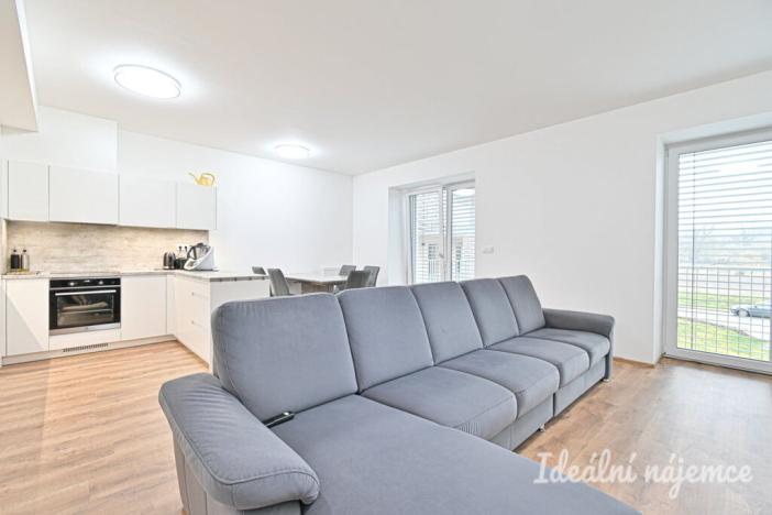 Pronájem bytu 2+kk, Slavkov u Brna, Slovanská, 81 m2