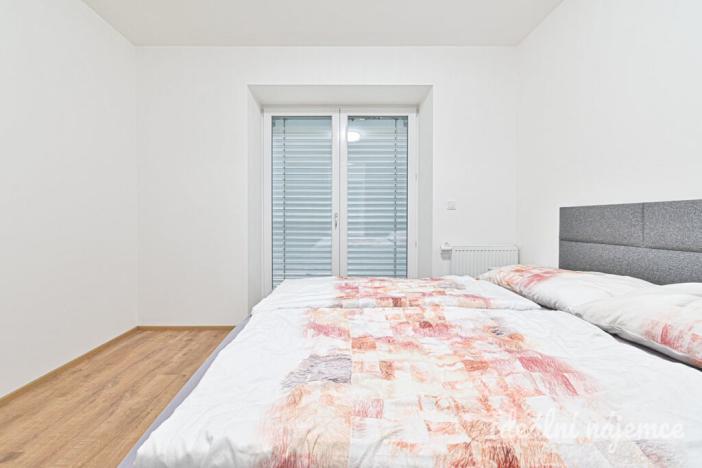 Pronájem bytu 2+kk, Slavkov u Brna, Slovanská, 81 m2