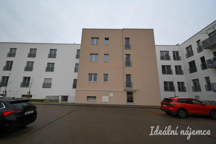 Pronájem bytu 2+kk, Slavkov u Brna, Slovanská, 81 m2