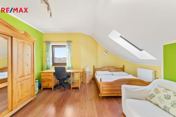 Prodej rodinného domu, Býšť, 4478 m2