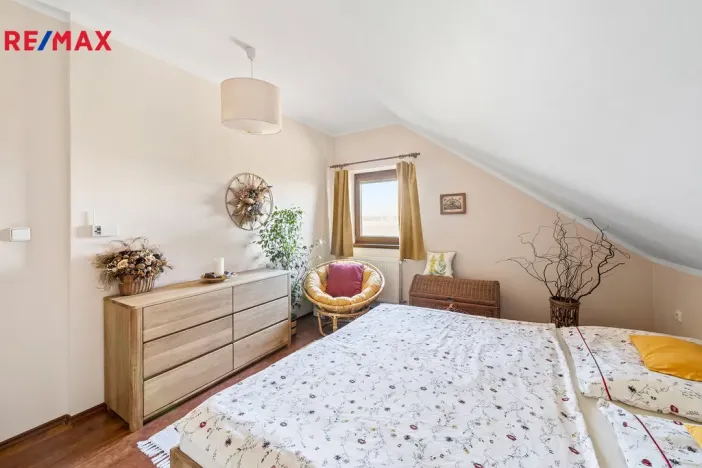 Prodej rodinného domu, Býšť, 4478 m2