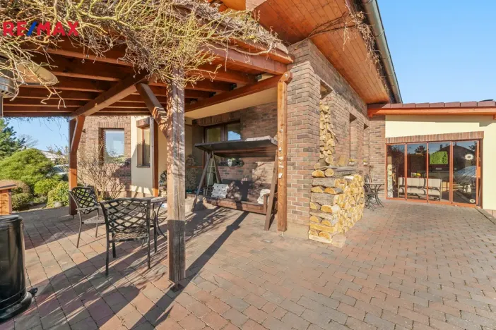 Prodej rodinného domu, Býšť, 4478 m2