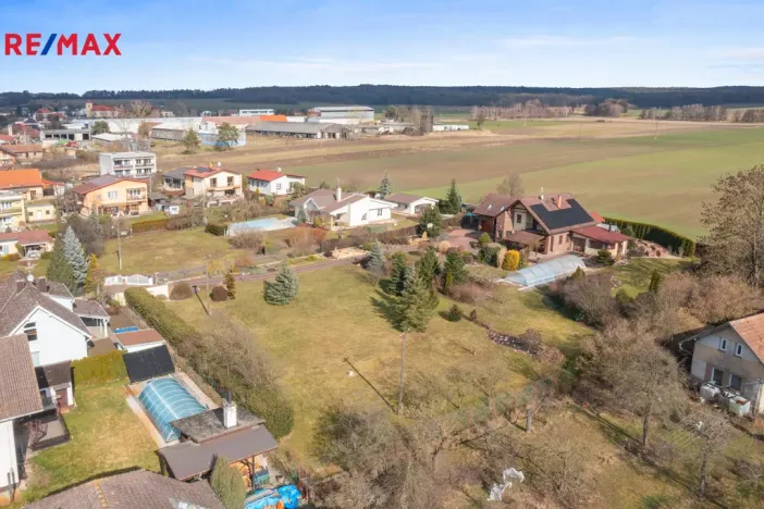 Prodej rodinného domu, Býšť, 4478 m2