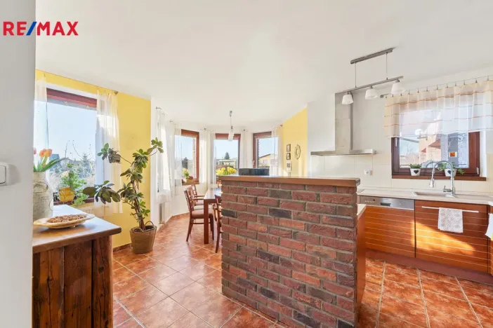 Prodej rodinného domu, Býšť, 4478 m2