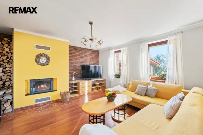 Prodej rodinného domu, Býšť, 4478 m2