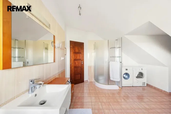 Prodej rodinného domu, Býšť, 4478 m2