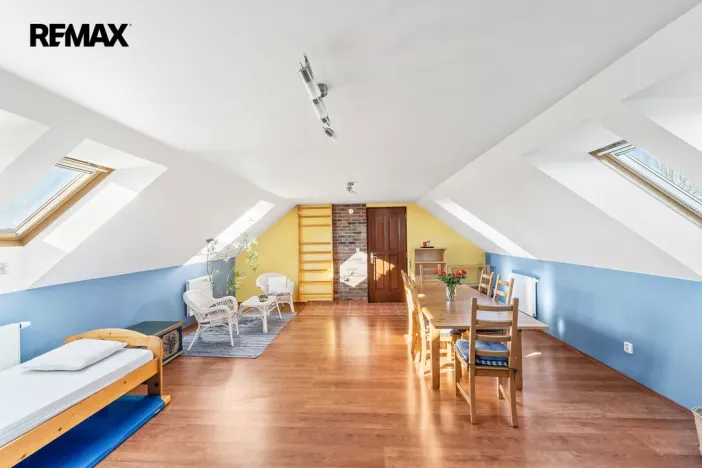 Prodej rodinného domu, Býšť, 4478 m2