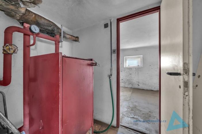 Prodej rodinného domu, Nová Paka, Polská, 350 m2