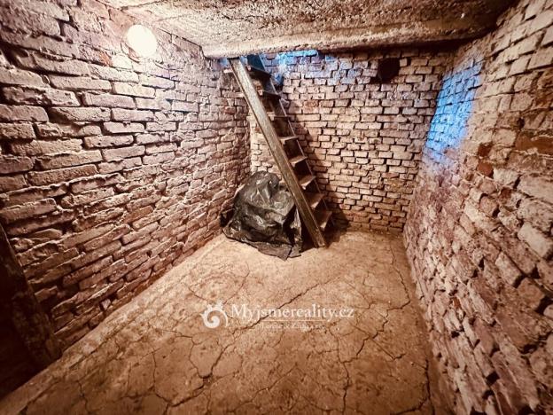 Prodej zahrady, Znojmo, 561 m2