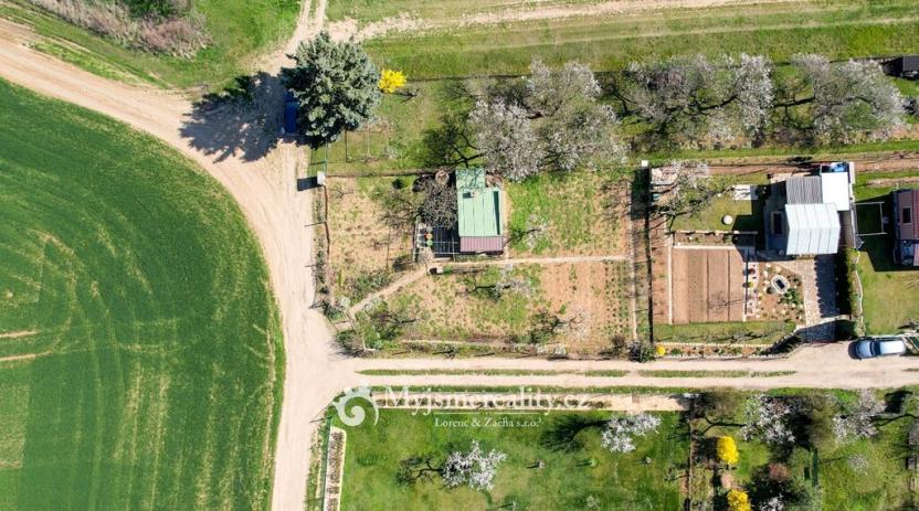 Prodej zahrady, Znojmo, 561 m2