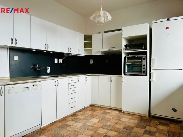 Prodej bytu 3+1, Nový Hrádek, Sokolská, 81 m2