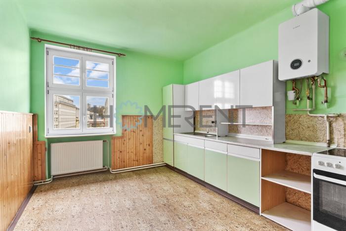 Prodej bytu 3+1, Liberec - Liberec III-Jeřáb, nám. Soukenné, 119 m2