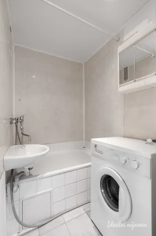 Pronájem bytu 2+kk, Praha - Střížkov, Jablonecká, 43 m2