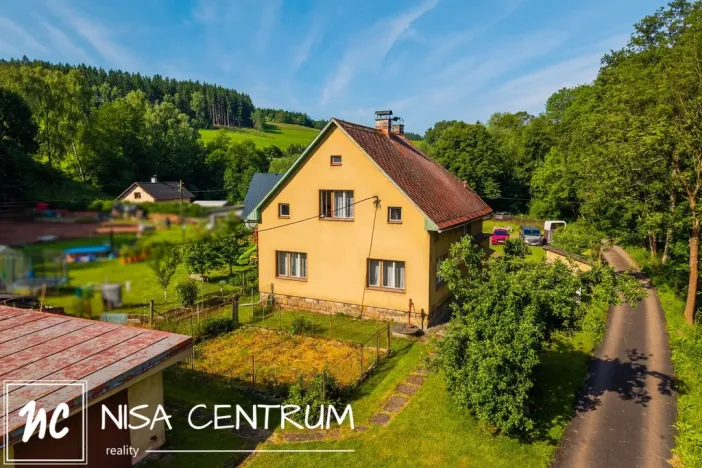 Prodej rodinného domu, Stará Paka - Roškopov, 220 m2