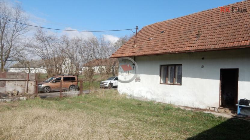 Prodej rodinného domu, Dolní Libochová, 1348 m2