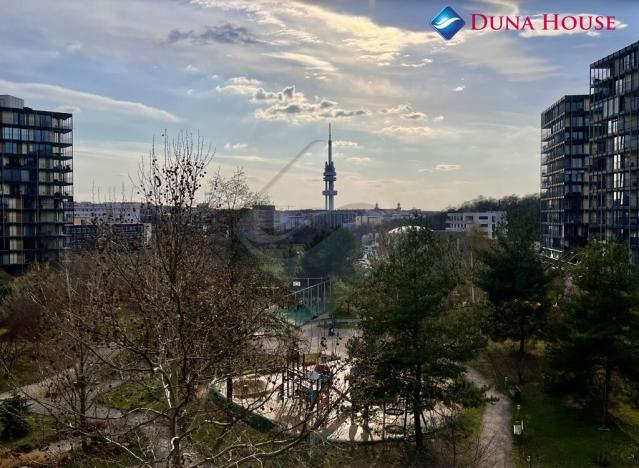 Prodej bytu 1+kk, Praha - Žižkov, Ke kapslovně, 54 m2