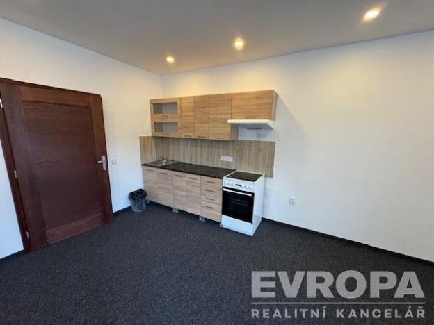 Pronájem bytu 1+kk, Světlá nad Sázavou, 35 m2