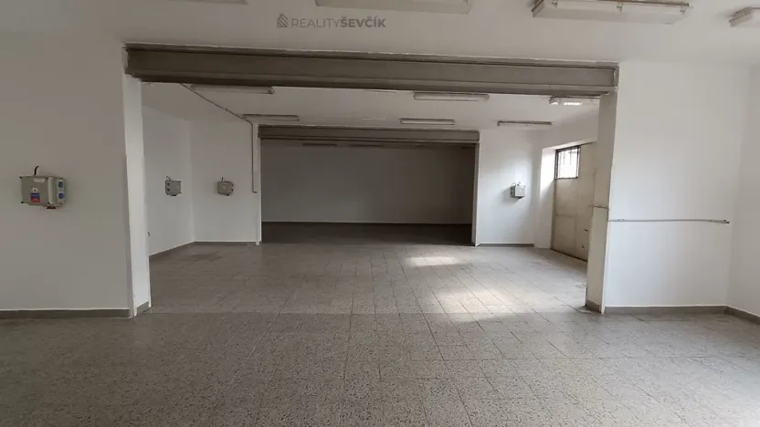 Pronájem výrobních prostor, České Budějovice - České Budějovice 2, České Vrbné, 550 m2