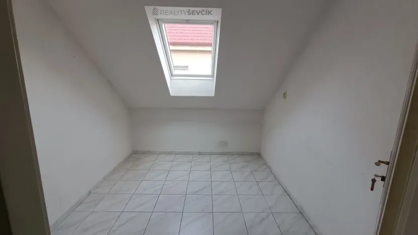 Pronájem výrobních prostor, České Budějovice - České Budějovice 2, České Vrbné, 550 m2