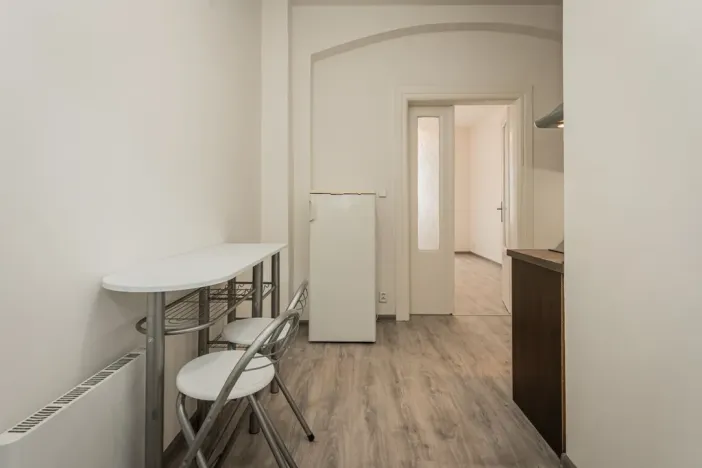 Pronájem bytu 1+1, Praha - Žižkov, Jeronýmova, 32 m2