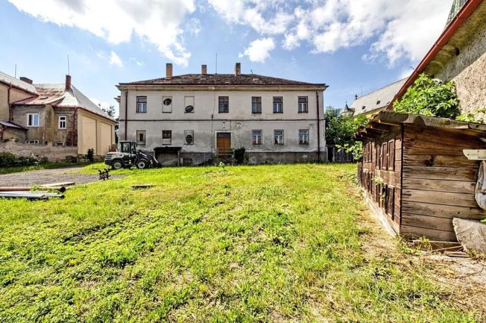 Prodej rodinného domu, Zásmuky, Komenského nám., 600 m2