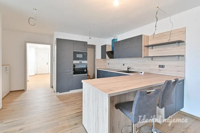 Pronájem bytu 4+kk, Mokrá-Horákov - Mokrá, 127 m2