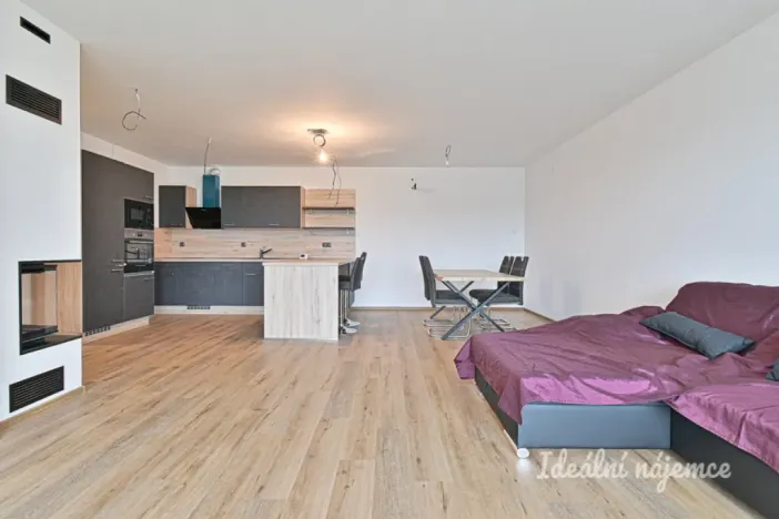 Pronájem bytu 4+kk, Mokrá-Horákov - Mokrá, 127 m2