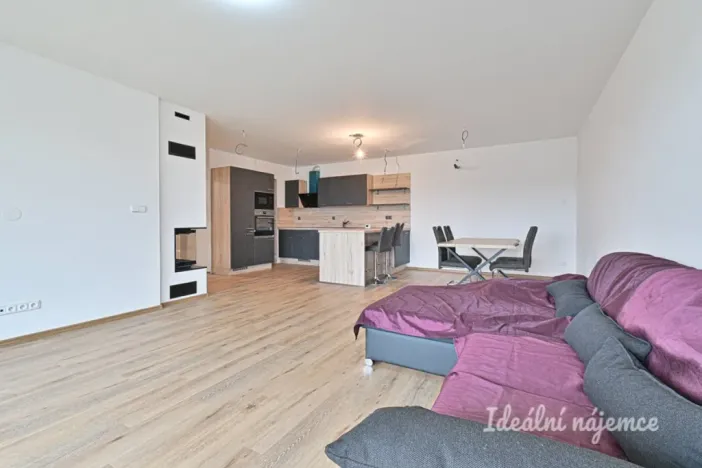 Pronájem bytu 4+kk, Mokrá-Horákov - Mokrá, 127 m2