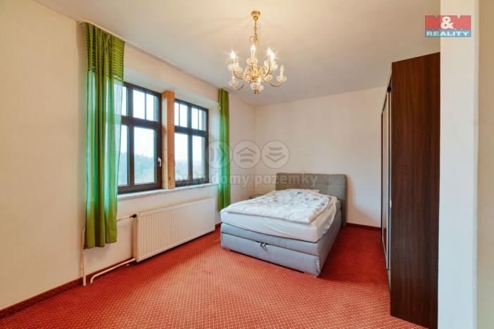 Prodej rodinného domu, Podhradí, 370 m2