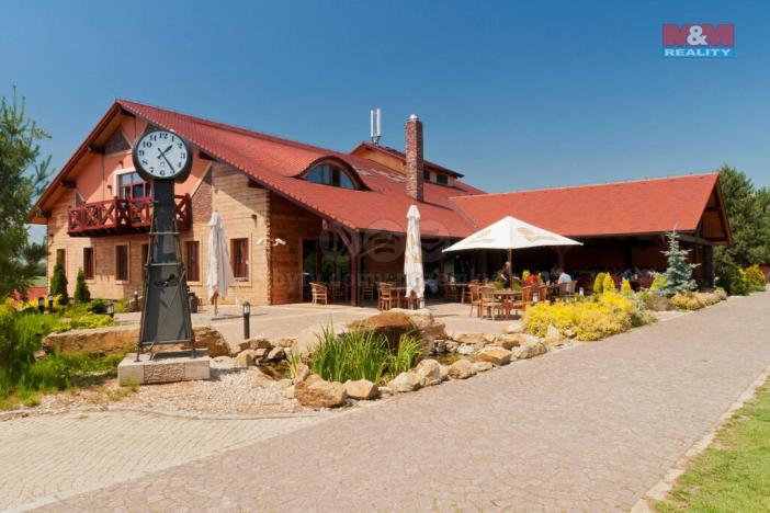 Prodej pozemku pro bydlení, Újezd u Sezemic - Zástava, 4052 m2