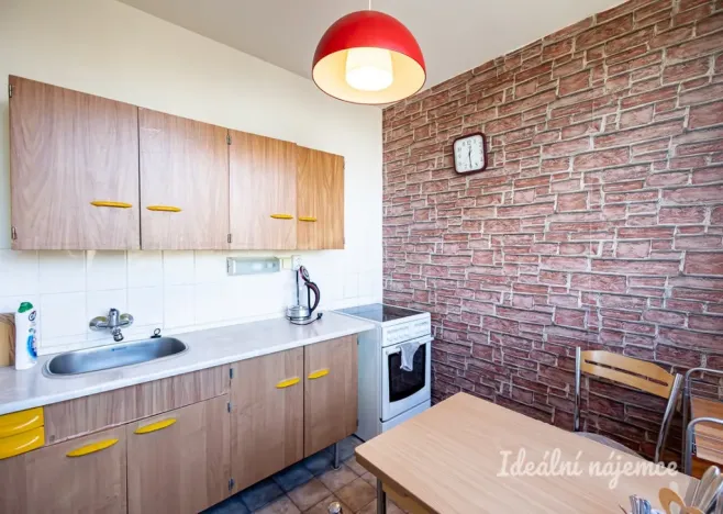 Pronájem bytu 1+1, Praha - Bohnice, Toruňská, 30 m2