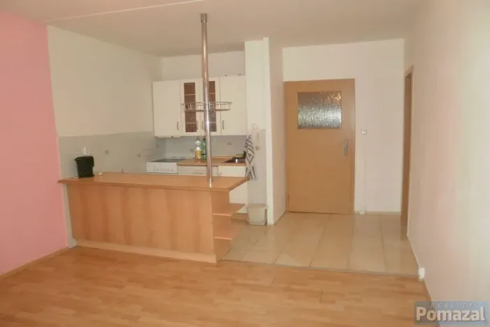 Pronájem bytu 1+kk, Praha - Modřany, Platónova, 32 m2