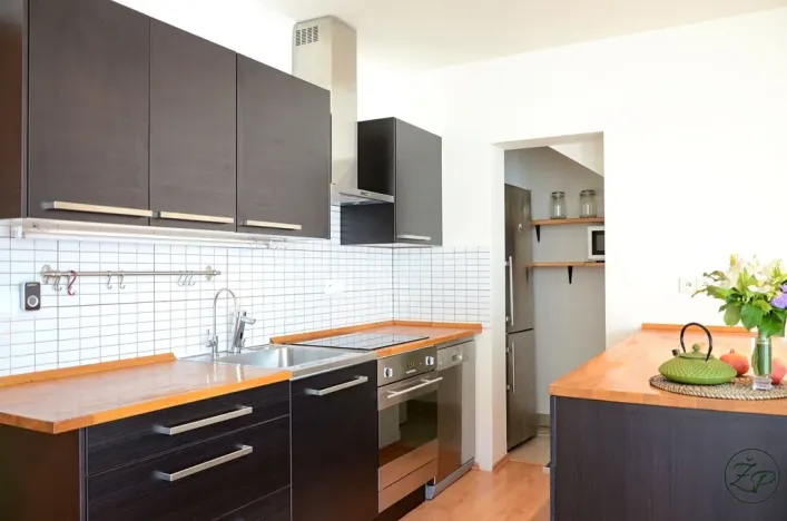 Pronájem rodinného domu, Chýně, Střední, 131 m2