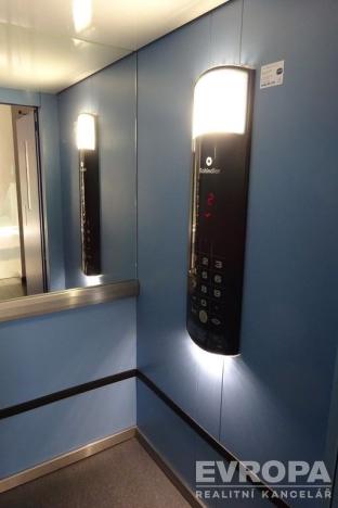 Pronájem kanceláře, Liberec - Liberec VII-Horní Růžodol, Dr. Milady Horákové, 30 m2