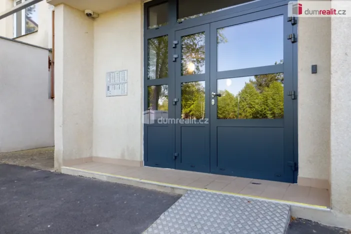 Pronájem bytu 2+1, Ústí nad Labem - Severní Terasa, Jizerská, 63 m2