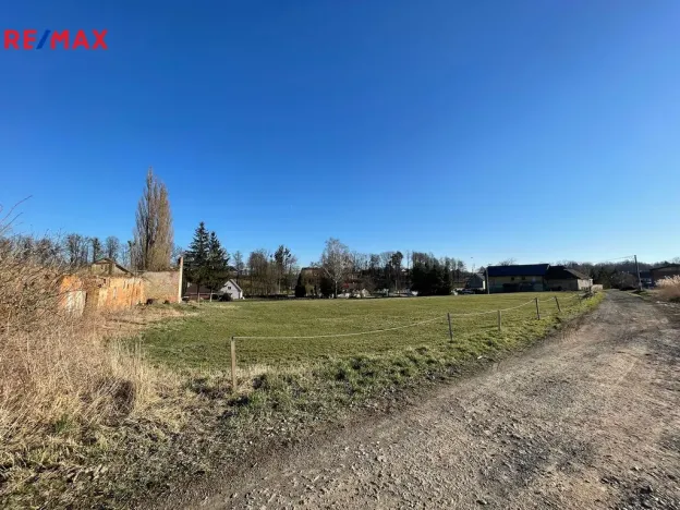 Prodej komerčního pozemku, Vražné, 13407 m2