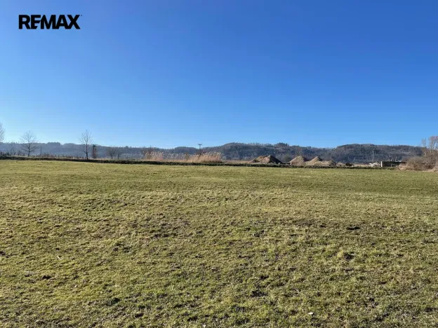 Prodej komerčního pozemku, Vražné, 13407 m2