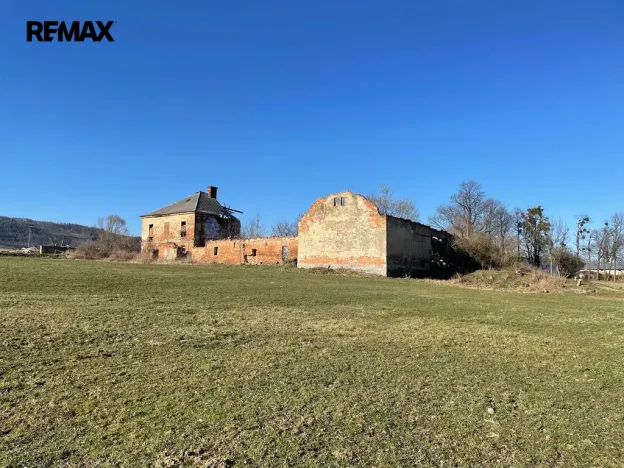 Prodej komerčního pozemku, Vražné, 6704 m2