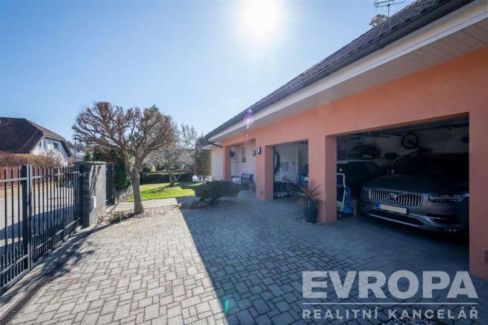 Prodej rodinného domu, Psáry - Dolní Jirčany, Pod Skalkou, 363 m2