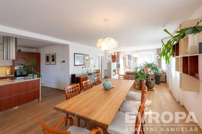 Prodej rodinného domu, Psáry - Dolní Jirčany, Pod Skalkou, 363 m2