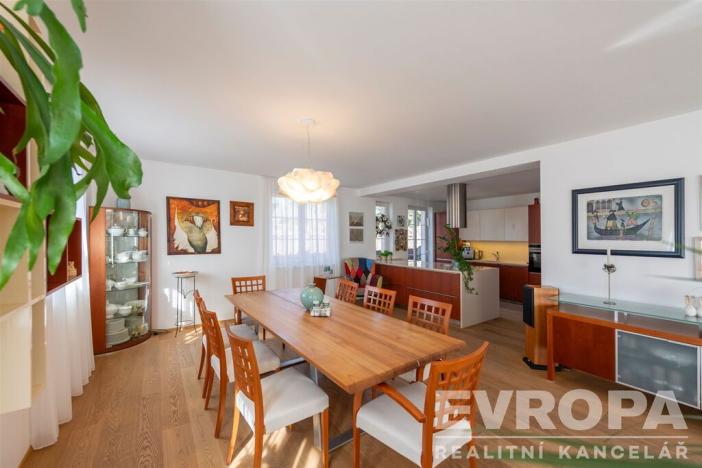 Prodej rodinného domu, Psáry - Dolní Jirčany, Pod Skalkou, 363 m2