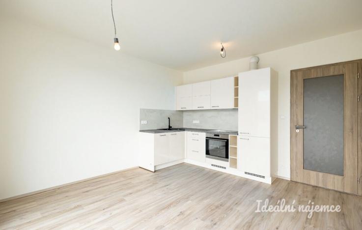 Pronájem bytu 2+kk, Praha - Prosek, Čakovická, 41 m2