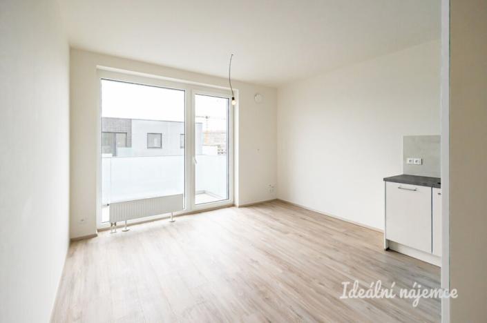 Pronájem bytu 2+kk, Praha - Prosek, Čakovická, 41 m2