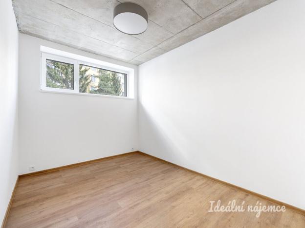 Pronájem bytu 3+kk, Praha - Kamýk, Zárubova, 68 m2