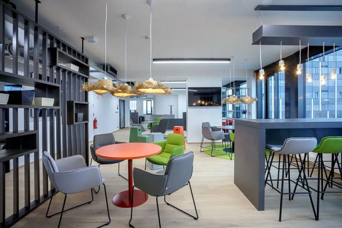 Pronájem kanceláře, Brno, Šumavská, 483 m2